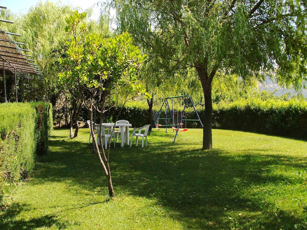 Agriturismo Cugumia Thiesi ภายนอก รูปภาพ