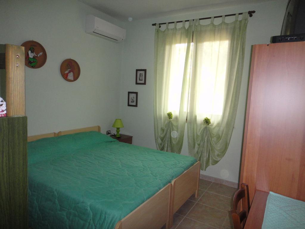 Agriturismo Cugumia Thiesi ภายนอก รูปภาพ